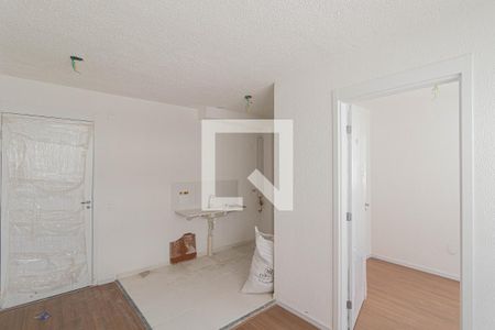 Sala/Cozinha/Área de Serviço de apartamento à venda com 2 quartos, 33m² em Vila Silvia, São Paulo
