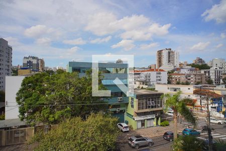 Quarto suíte  de apartamento para alugar com 2 quartos, 90m² em Rio Branco, Porto Alegre