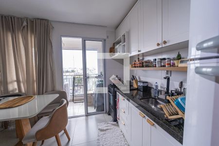 Sala/Cozinha de apartamento à venda com 2 quartos, 47m² em Vila Ré, São Paulo