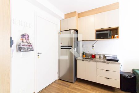 Cozinha de apartamento para alugar com 1 quarto, 27m² em Perdizes, São Paulo