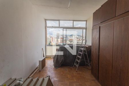 Sala/Quarto de apartamento à venda com 1 quarto, 28m² em Santo Agostinho, Belo Horizonte