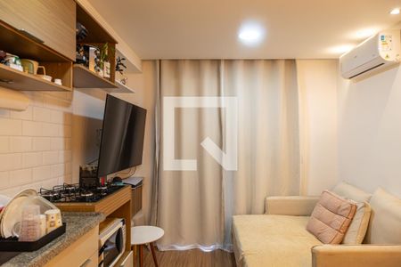 SalaSala/Cozinha de apartamento para alugar com 2 quartos, 37m² em Vila Cruzeiro, São Paulo