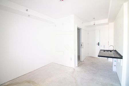 Sala / Quarto - Studio de kitnet/studio à venda com 1 quarto, 28m² em Santo Amaro, São Paulo