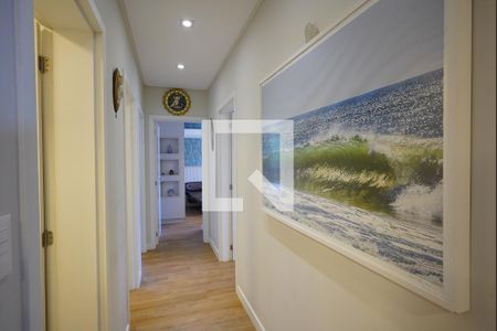 Corredor de apartamento para alugar com 3 quartos, 102m² em Ingleses do Rio Vermelho, Florianópolis