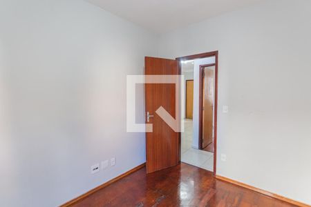 Quarto 2 de apartamento à venda com 2 quartos, 58m² em Sagrada Família, Belo Horizonte