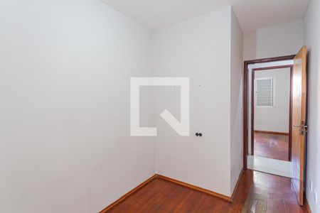 Quarto 1 de apartamento à venda com 2 quartos, 58m² em Sagrada Família, Belo Horizonte