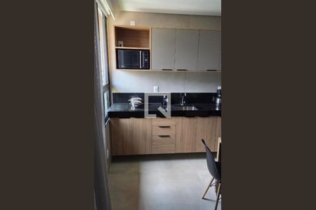Cozinha  de apartamento à venda com 1 quarto, 29m² em Lourdes, Belo Horizonte