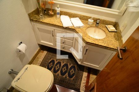 Lavabo de apartamento para alugar com 3 quartos, 300m² em Barra da Tijuca, Rio de Janeiro