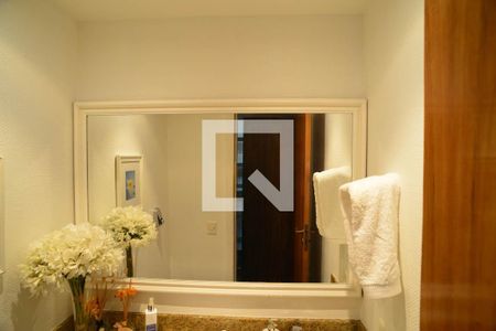 Lavabo de apartamento para alugar com 3 quartos, 300m² em Barra da Tijuca, Rio de Janeiro