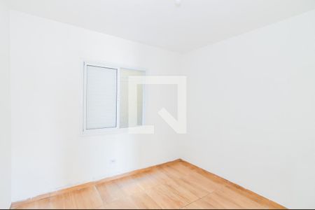 Quarto 1 de apartamento para alugar com 2 quartos, 55m² em Jardim Cocaia, Guarulhos