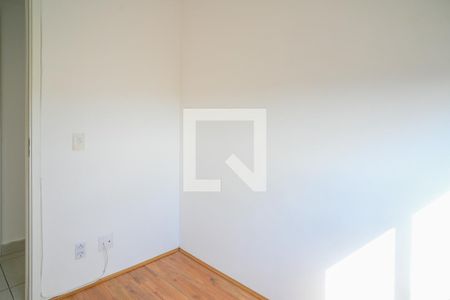 Quarto 1 de apartamento para alugar com 2 quartos, 32m² em Parque Fongaro, São Paulo