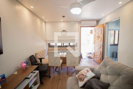 SALA de casa de condomínio à venda com 2 quartos, 80m² em Parque Sao Domingos, São Paulo