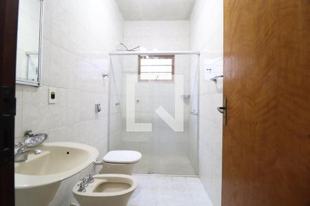 Banheiro Social de casa para alugar com 3 quartos, 180m² em Osvaldo Rezende, Uberlândia