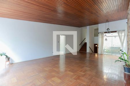 Sala de estar de casa à venda com 3 quartos, 267m² em Jardim Sao Bento, São Paulo