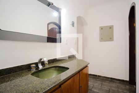 Lavabo de casa para alugar com 4 quartos, 166m² em Chácara Santo Antônio (zona Leste), São Paulo