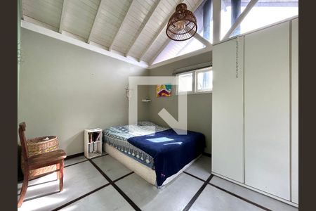 Suíte  de casa para alugar com 4 quartos, 450m² em Rio Tavares, Florianópolis