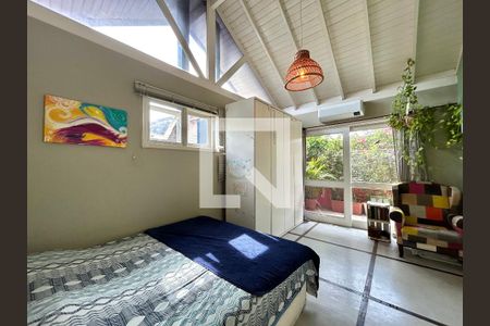 Suíte  de casa para alugar com 4 quartos, 450m² em Rio Tavares, Florianópolis