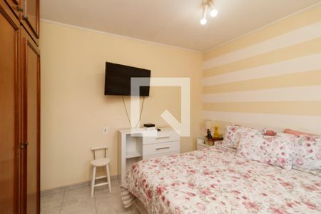 Suíte de casa à venda com 3 quartos, 182m² em Vila Mazzei, São Paulo