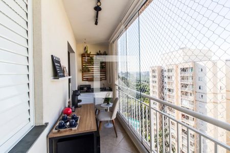 Varanda de apartamento à venda com 2 quartos, 72m² em Jardim Tupanci, Barueri