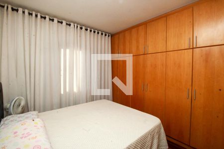 Suíte de casa à venda com 3 quartos, 172m² em Vila Aquilino, Santo André