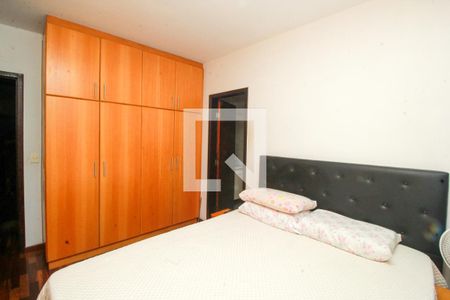 Suíte de casa à venda com 3 quartos, 172m² em Vila Aquilino, Santo André