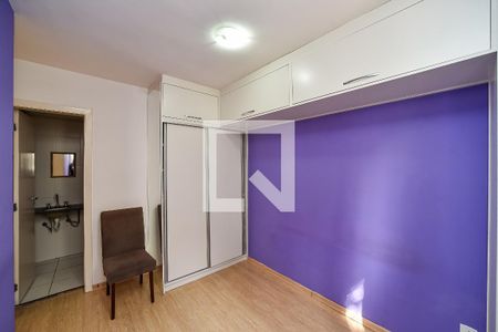 Suíte de apartamento à venda com 2 quartos, 46m² em Costa E Silva, Porto Alegre