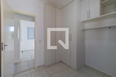 Quarto 1 de casa de condomínio para alugar com 2 quartos, 59m² em Centreville, Cotia