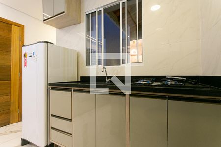 Cozinha de apartamento para alugar com 1 quarto, 28m² em Penha de França, São Paulo