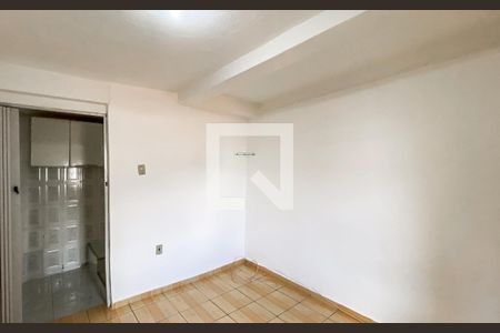 Quarto 2 de casa para alugar com 2 quartos, 60m² em Vila Araguaia, São Paulo