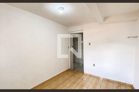 Quarto 2 de casa para alugar com 2 quartos, 60m² em Vila Araguaia, São Paulo