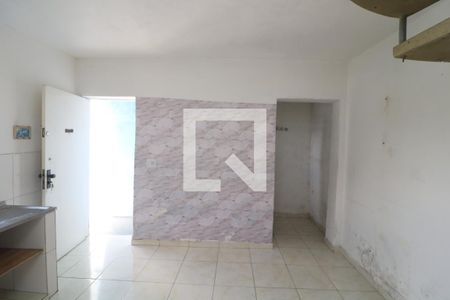 Sala/Cozinha de casa para alugar com 1 quarto, 34m² em Vila Darli, São Paulo