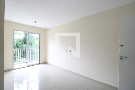 Sala de apartamento para alugar com 2 quartos, 52m² em Taquara, Rio de Janeiro