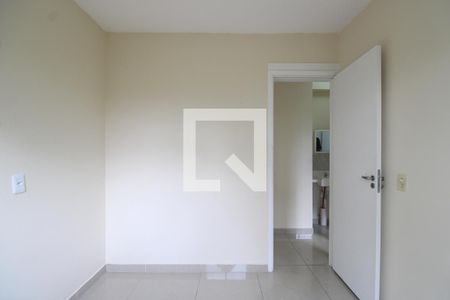 Quarto 1 de apartamento para alugar com 2 quartos, 52m² em Taquara, Rio de Janeiro