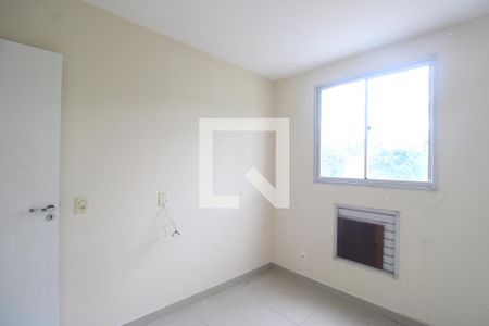 Quarto 1 de apartamento para alugar com 2 quartos, 52m² em Taquara, Rio de Janeiro