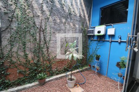 Jardim de Inverno de casa para alugar com 2 quartos, 176m² em Presidente Roosevelt, Uberlândia