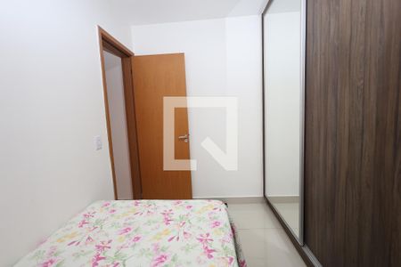 Quarto 1 de apartamento para alugar com 2 quartos, 57m² em Parque Amazonia, Goiânia