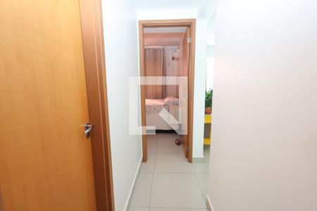 Corredor de apartamento para alugar com 2 quartos, 57m² em Parque Amazonia, Goiânia