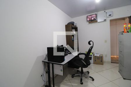 Quarto 1 - Escritório de casa para alugar com 4 quartos, 210m² em Presidente Roosevelt, Uberlândia