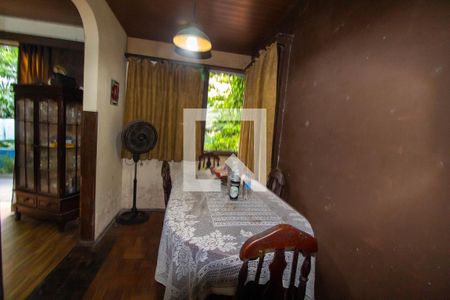 Casa à venda com 5 quartos, 400m² em São Francisco, Niterói