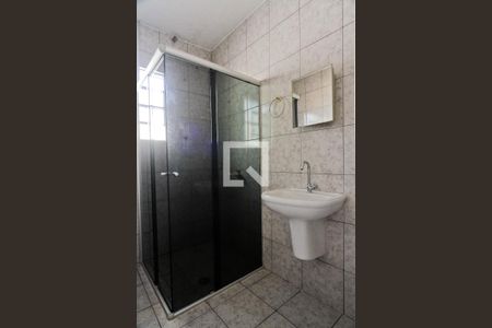 Casa para alugar com 1 quarto, 69m² em Vila Serralheiro, São Paulo