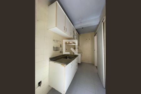 Cozinha de kitnet/studio para alugar com 1 quarto, 29m² em Cidade Baixa, Porto Alegre
