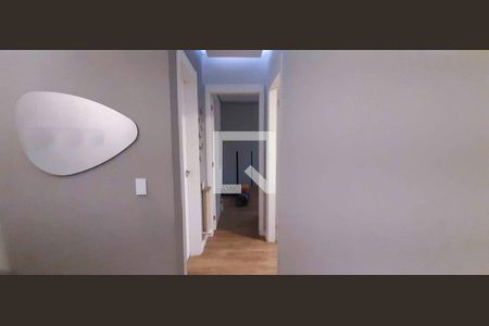 Corredor de apartamento à venda com 2 quartos, 56m² em Continental, Osasco