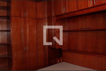 Quarto 1 de apartamento para alugar com 2 quartos, 55m² em Mangueira, Rio de Janeiro