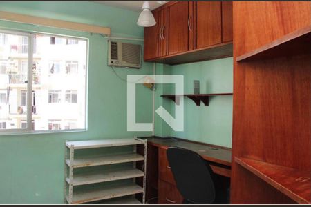Quarto 2 de apartamento para alugar com 2 quartos, 55m² em Mangueira, Rio de Janeiro