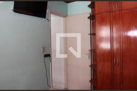 Quarto 1 de apartamento para alugar com 2 quartos, 55m² em Mangueira, Rio de Janeiro