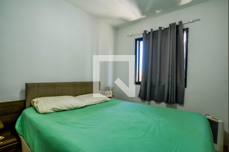 Quarto 2 de apartamento para alugar com 2 quartos, 47m² em Parque Novo Oratório, Santo André