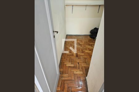 Apartamento para alugar com 2 quartos, 74m² em Ramos, Rio de Janeiro