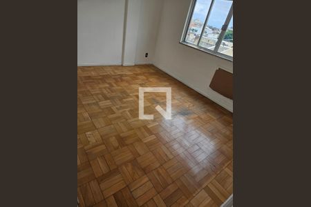 Apartamento para alugar com 2 quartos, 74m² em Ramos, Rio de Janeiro