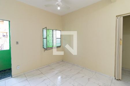 Quarto 1 de casa à venda com 2 quartos, 110m² em Realengo, Rio de Janeiro