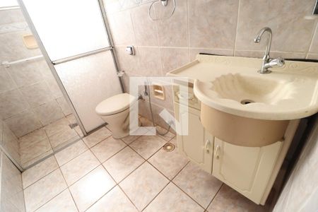 Banheiro Social de casa para alugar com 4 quartos, 100m² em Cidade Jardim, Uberlândia